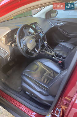 Седан Ford Focus 2017 в 