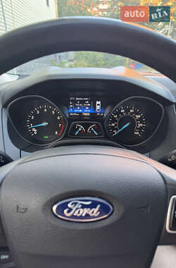 Седан Ford Focus 2018 в 
