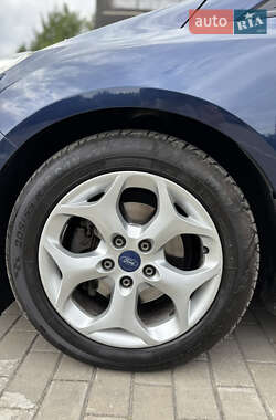 Универсал Ford Focus 2011 в 