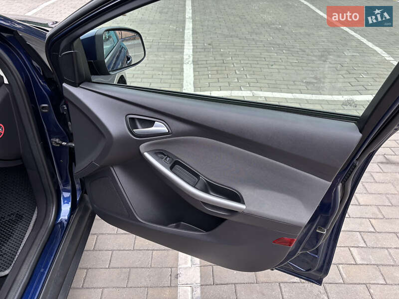 Универсал Ford Focus 2011 в Луцке