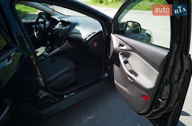 Универсал Ford Focus 2013 в 