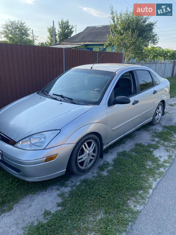 Седан Ford Focus 2000 в Барышевке