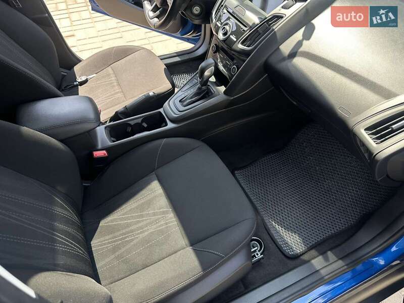 Хэтчбек Ford Focus 2017 в Николаеве