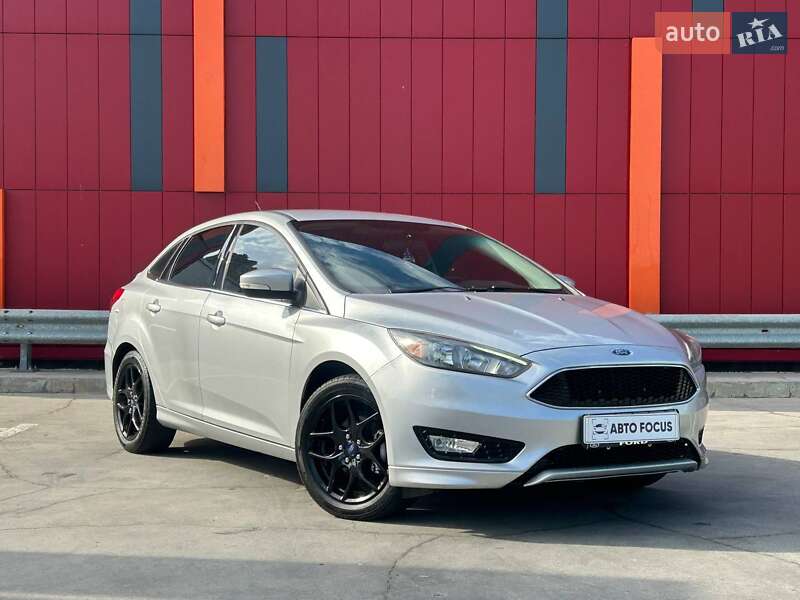 Седан Ford Focus 2016 в 