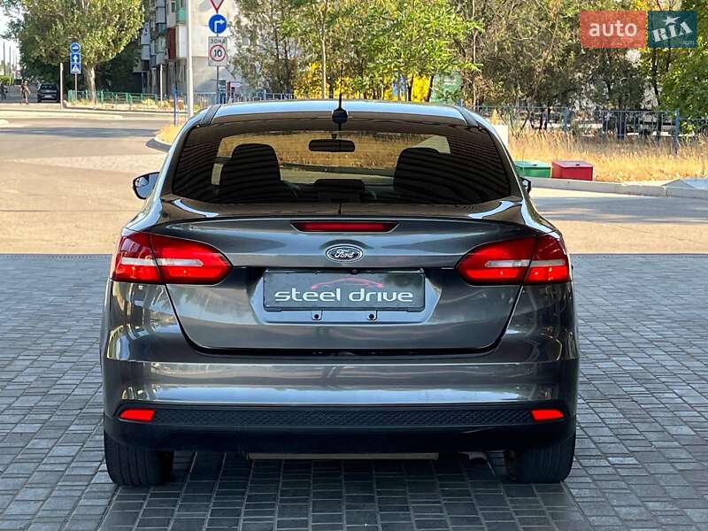 Седан Ford Focus 2016 в Николаеве