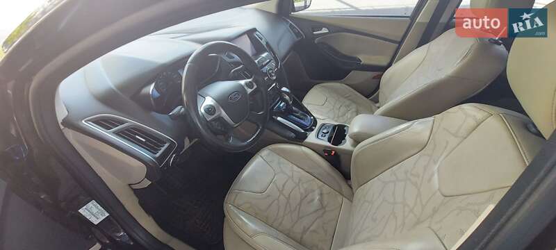 Хэтчбек Ford Focus 2013 в Киеве