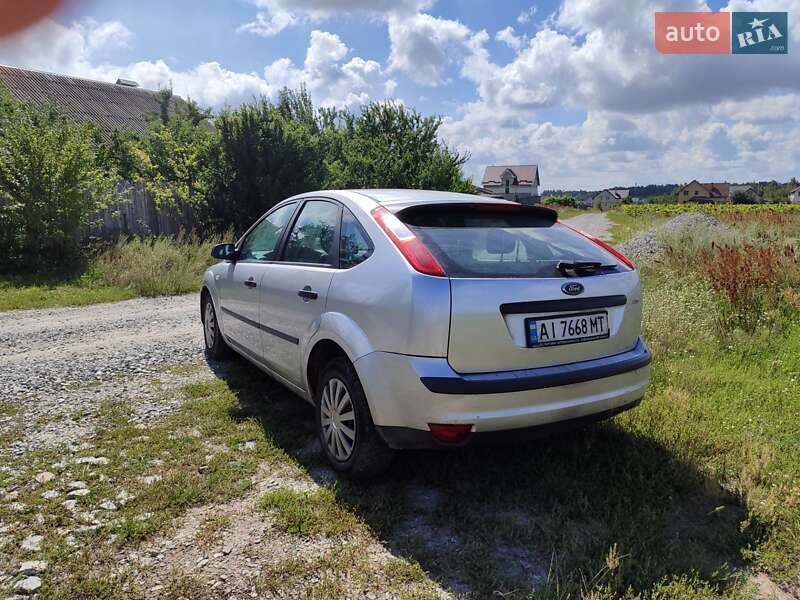 Хэтчбек Ford Focus 2005 в Житомире