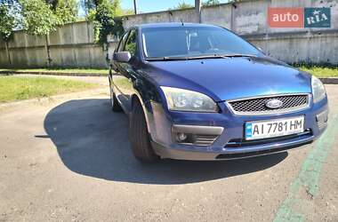 Хэтчбек Ford Focus 2007 в 