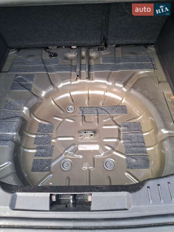 Седан Ford Focus 2015 в Краснокутске