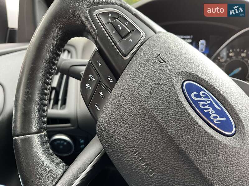 Седан Ford Focus 2016 в Харькове
