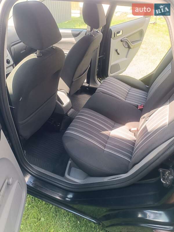 Универсал Ford Focus 2009 в Луцке