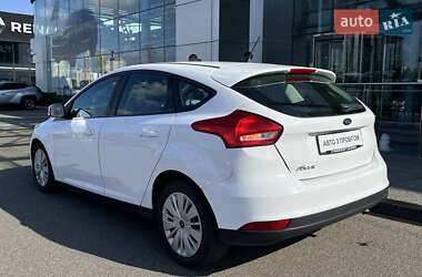 Хэтчбек Ford Focus 2017 в 