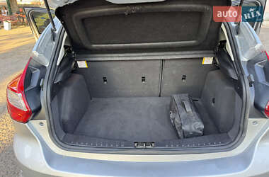 Хэтчбек Ford Focus 2013 в 