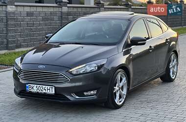 Седан Ford Focus 2015 в Рівному