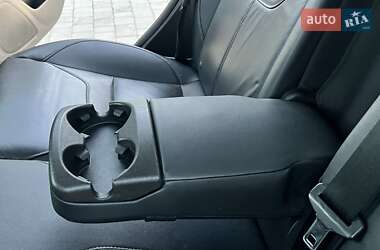 Седан Ford Focus 2015 в 