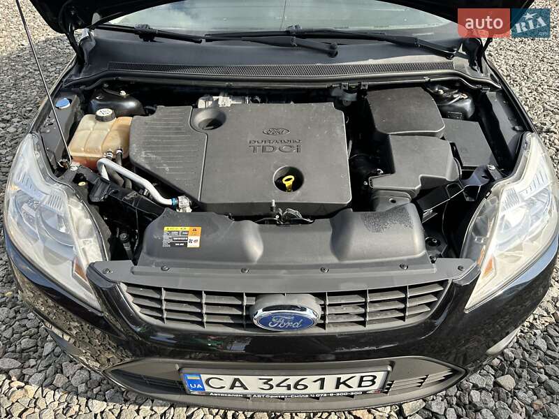 Хэтчбек Ford Focus 2008 в Смеле