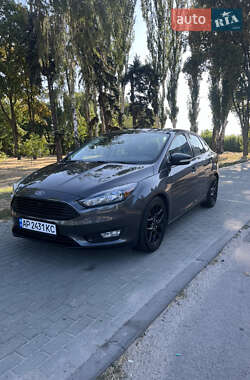 Седан Ford Focus 2015 в 