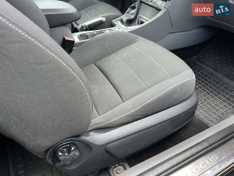 Хэтчбек Ford Focus 2009 в Ровно