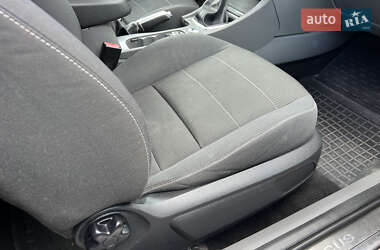 Хэтчбек Ford Focus 2009 в 