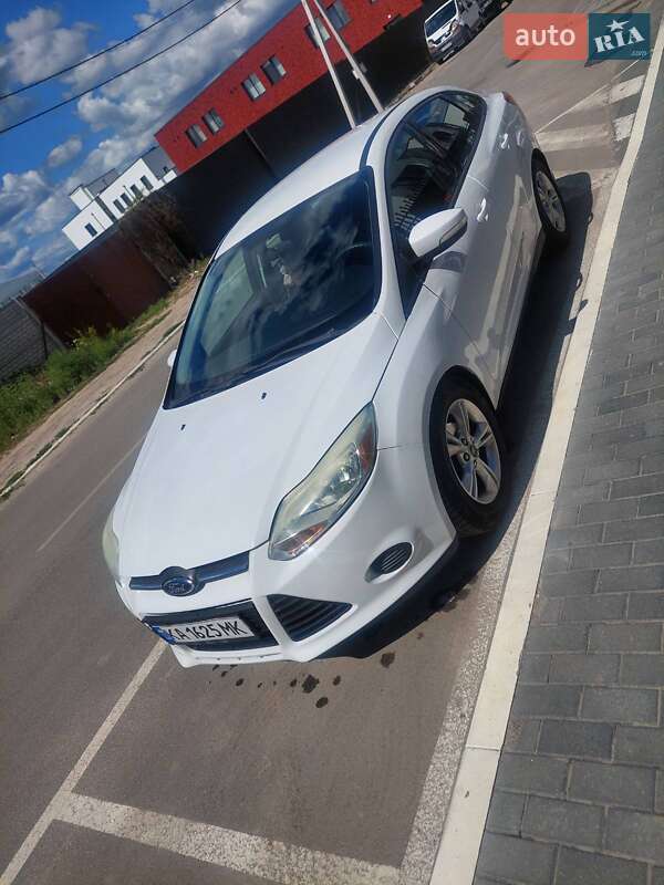 Седан Ford Focus 2013 в Ирпене