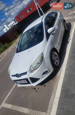 Седан Ford Focus 2013 в 