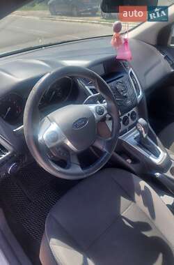 Седан Ford Focus 2013 в 