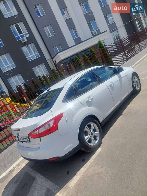 Седан Ford Focus 2013 в Ирпене