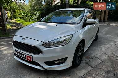 Седан Ford Focus 2016 в Киеве