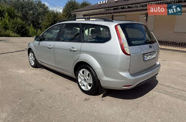 Универсал Ford Focus 2010 в 