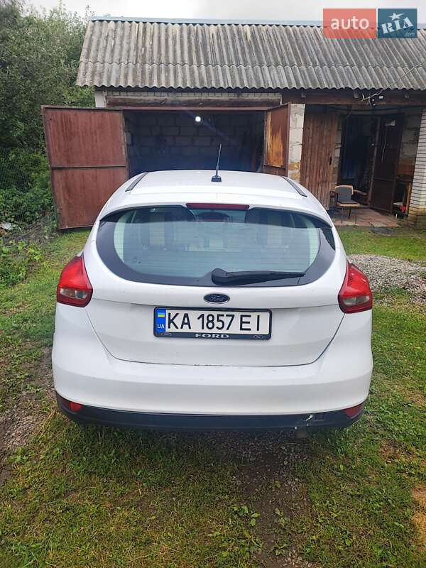 Хэтчбек Ford Focus 2015 в Василькове фото 6 Хэтчбек Ford Focus 2015 в Василькове