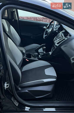 Универсал Ford Focus 2012 в 