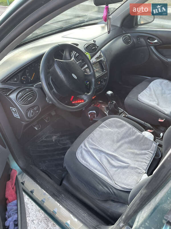 Универсал Ford Focus 1999 в Черновцах