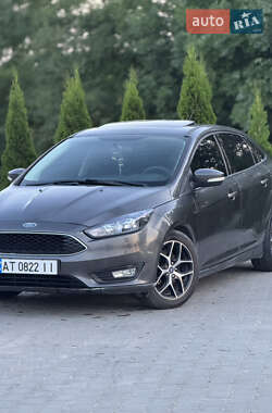 Седан Ford Focus 2017 в Тлумаче
