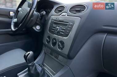Универсал Ford Focus 2010 в 