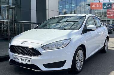 Хэтчбек Ford Focus 2017 в 
