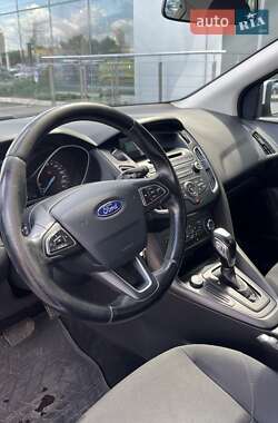 Хэтчбек Ford Focus 2017 в 