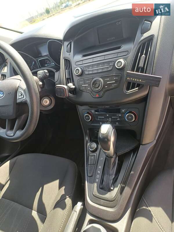 Хэтчбек Ford Focus 2015 в Коростене