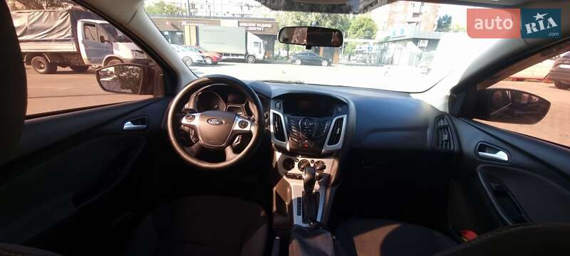 Хэтчбек Ford Focus 2013 в Днепре