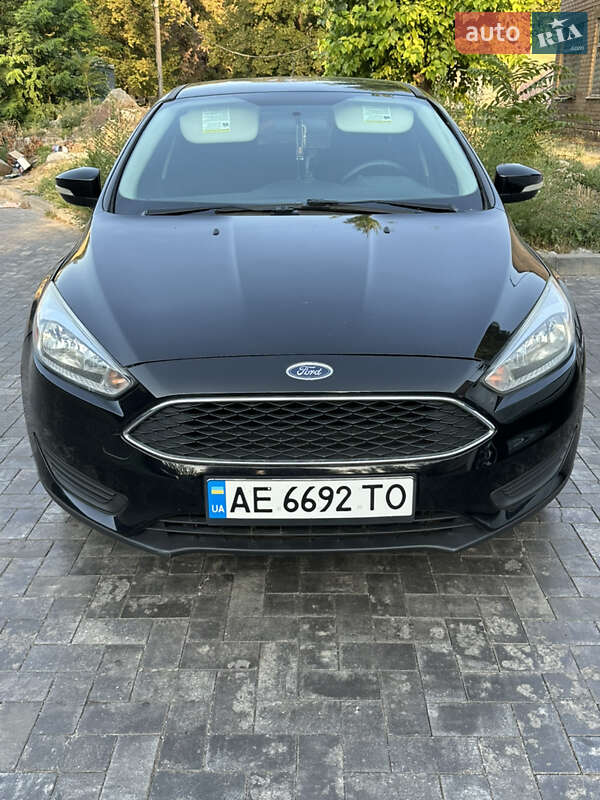 Хэтчбек Ford Focus 2015 в Кривом Роге