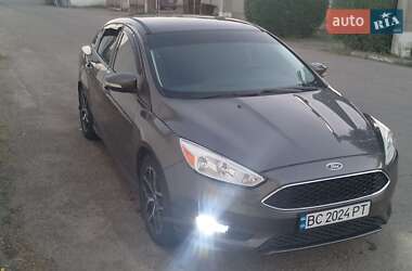 Седан Ford Focus 2015 в 