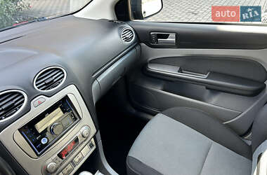 Универсал Ford Focus 2010 в 