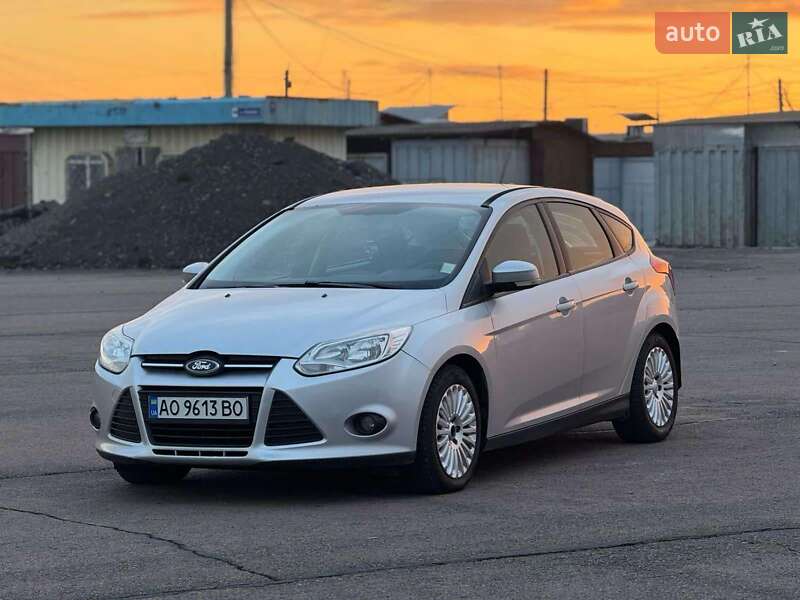 Хэтчбек Ford Focus 2011 в Ужгороде