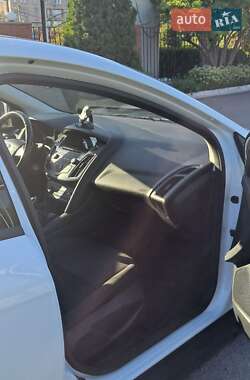 Седан Ford Focus 2017 в 
