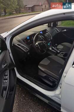 Универсал Ford Focus 2011 в 