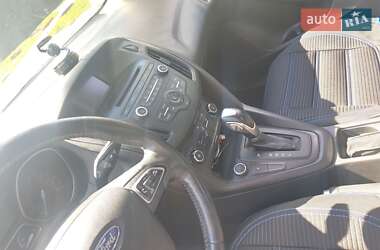 Седан Ford Focus 2016 в 