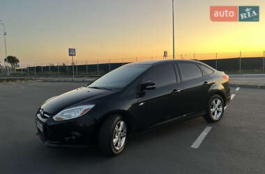Седан Ford Focus 2013 в 