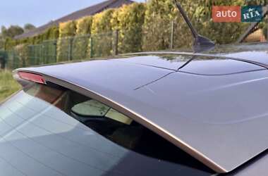 Хэтчбек Ford Focus 2012 в 