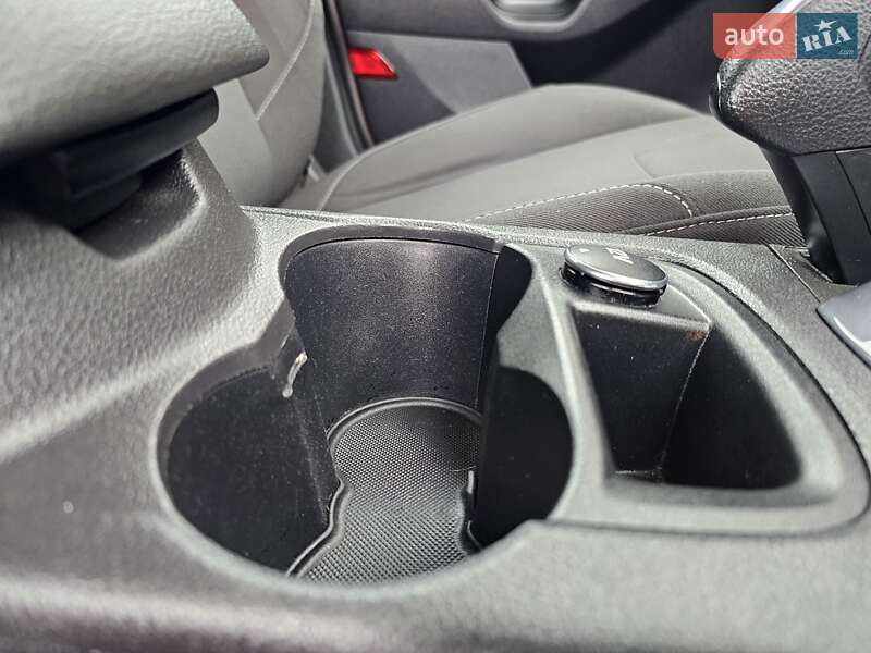 Хэтчбек Ford Focus 2012 в Стрые