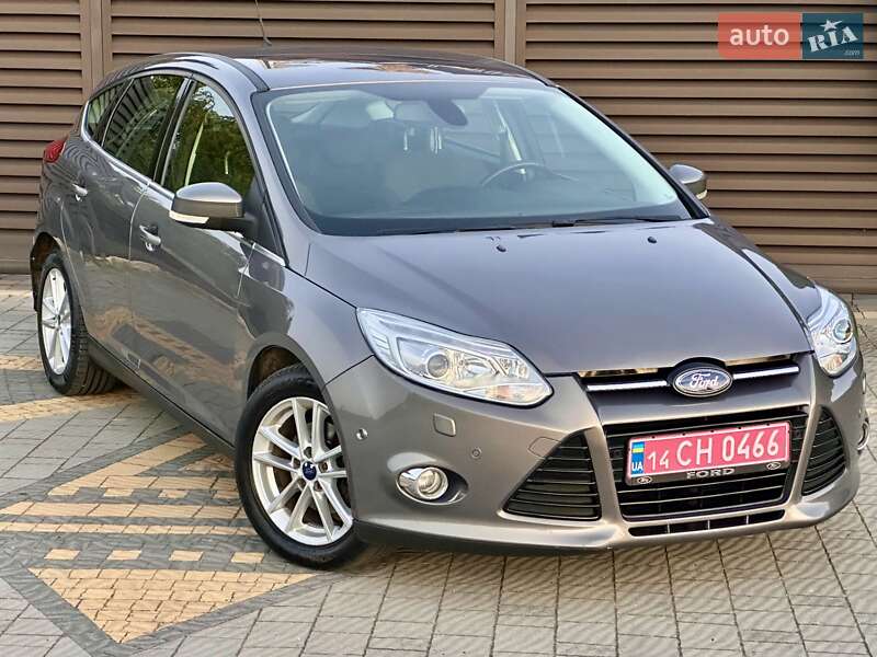Хэтчбек Ford Focus 2012 в Стрые