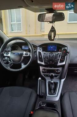 Универсал Ford Focus 2013 в 